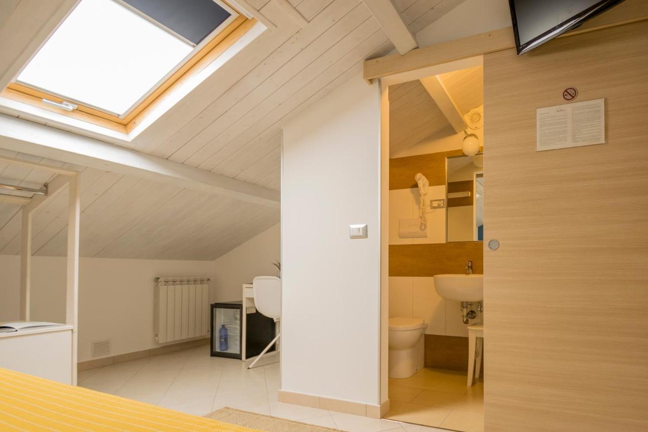 Civico 64 Bed & Breakfast In Mansarda Palmi Luaran gambar